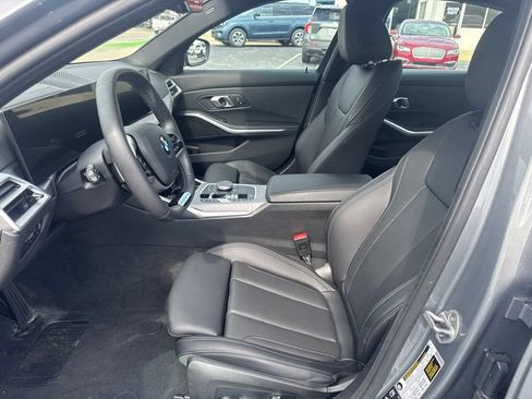 Used 2026 BMW 330i xDrive Sedan AWD/4WD image 10