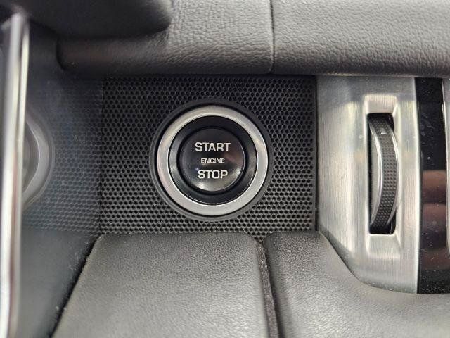 Used 2017 Land Rover Range Rover Supercharged AWD/4WD image 22