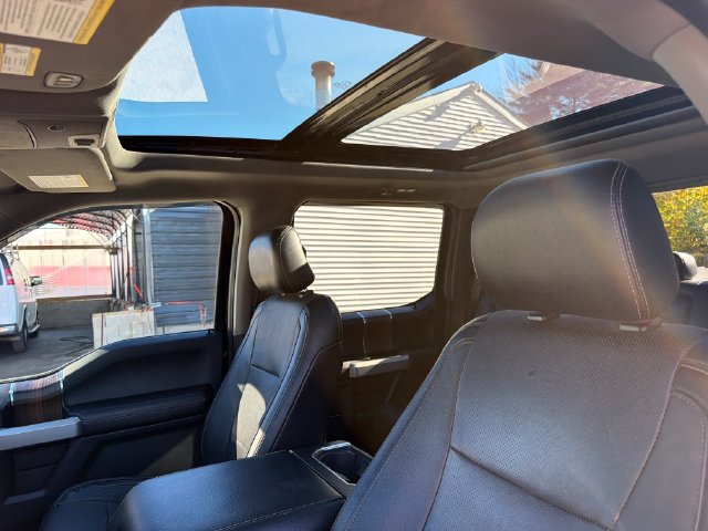 Used 2016 Ford F150 Lariat w/ Equipment Group 502A Luxury AWD/4WD image 23