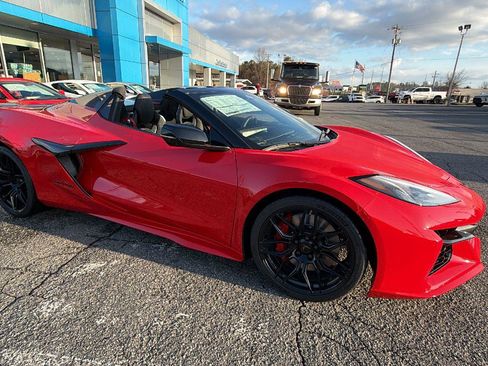 New 2026 Chevrolet Corvette Z06 w/ Stealth Interior Trim Package RWD image 3