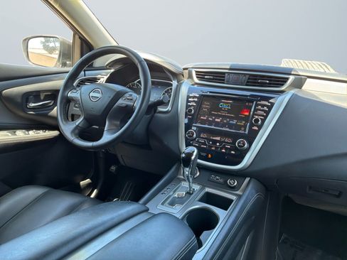 Used 2023 Nissan Murano SV AWD/4WD image 14
