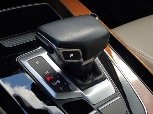 Certified 2023 Audi Q5 2.0T Premium Plus image 30