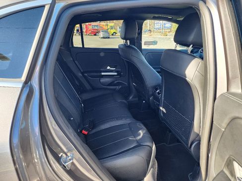 Used 2023 Mercedes-Benz GLA 250 4MATIC image 29