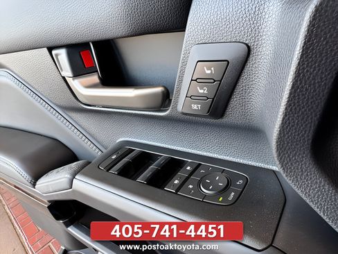 New 2026 Toyota 4Runner Limited AWD/4WD image 35