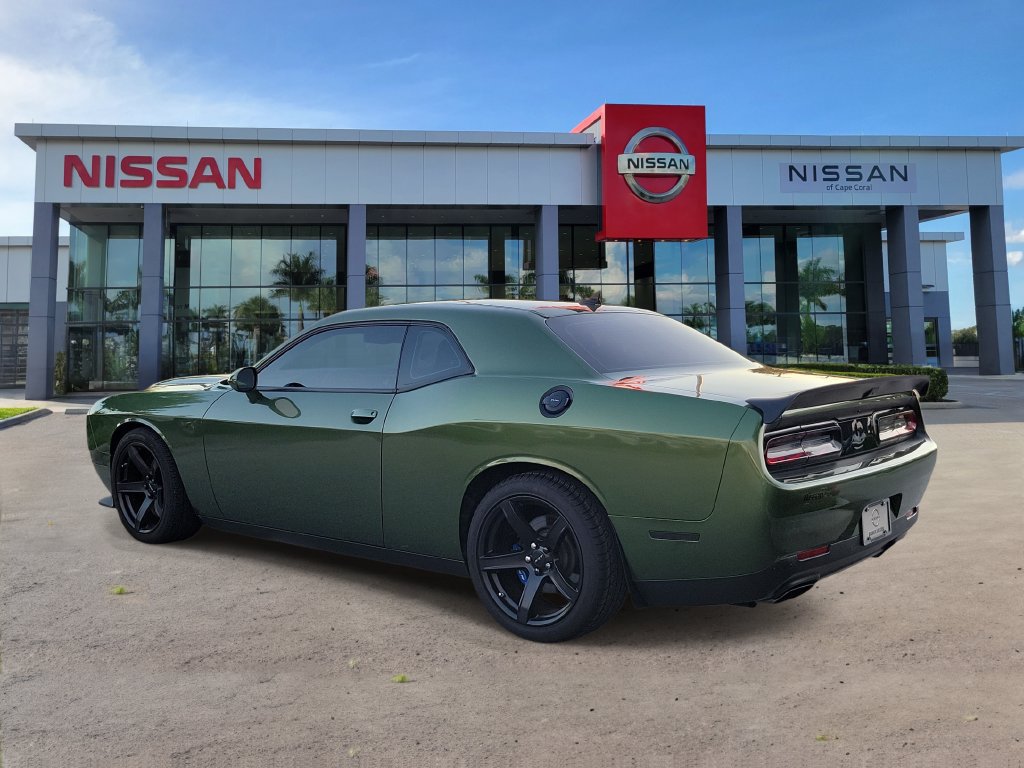 Used 2022 Dodge Challenger SRT Hellcat RWD image 4