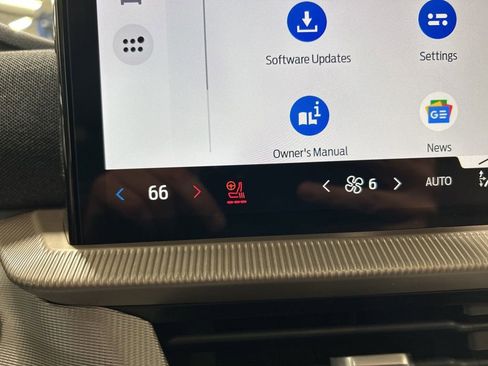 New 2026 Ford Explorer Active w/ Active Comfort Package image 23