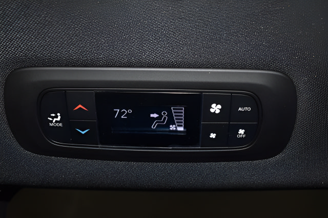 New 2026 Chrysler Pacifica Select w/ S Appearance Package FWD image 27
