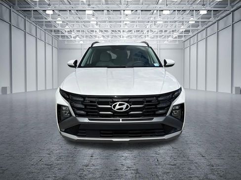 Used 2025 Hyundai Tucson SEL image 2
