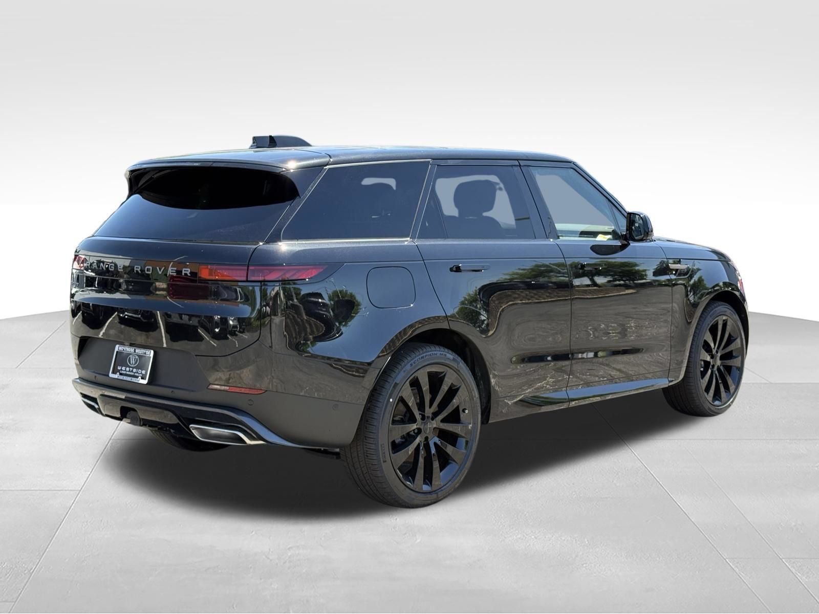 New 2026 Land Rover Range Rover Sport Dynamic SE AWD/4WD image 6
