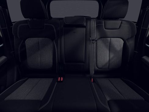 New 2026 Jeep Grand Cherokee Laredo X image 3