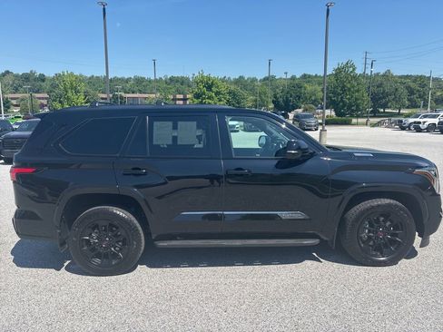 Used 2025 Toyota Sequoia Platinum w/ TRD Off-Road Package AWD/4WD image 2