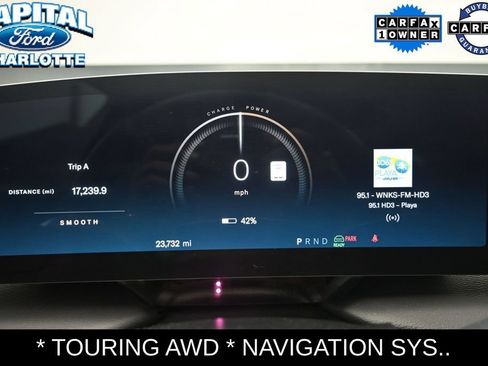 Used 2024 Lucid Air Touring AWD/4WD image 13