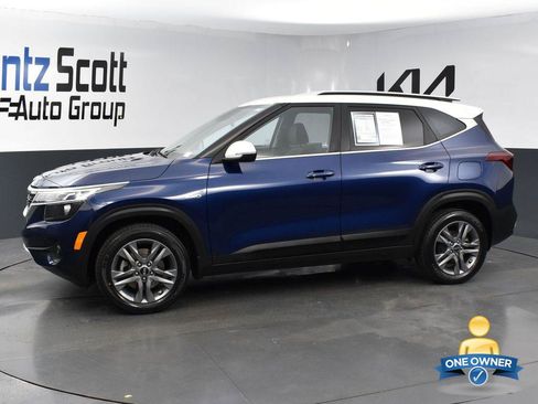 Used 2021 Kia Seltos S AWD/4WD image 2