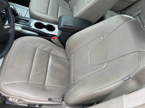 Used 2012 Ford Fusion SE FWD image 12