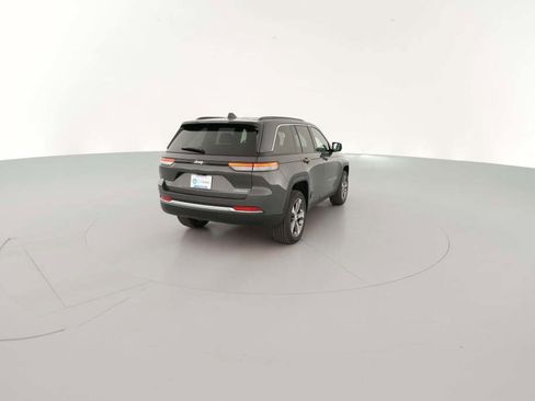 New 2025 Jeep Grand Cherokee Limited image 11