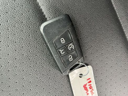 Used 2024 Volkswagen Jetta SE image 25