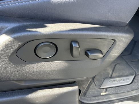 Used 2024 Chevrolet Silverado 1500 High Country image 57