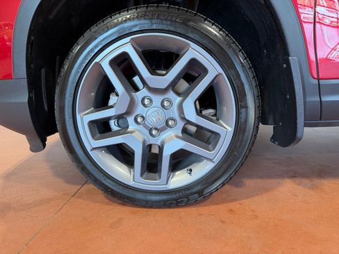 Used 2023 Honda Passport EX-L image 12