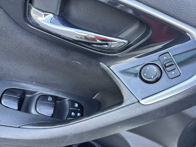 Used 2014 Nissan Altima 2.5 S FWD image 25