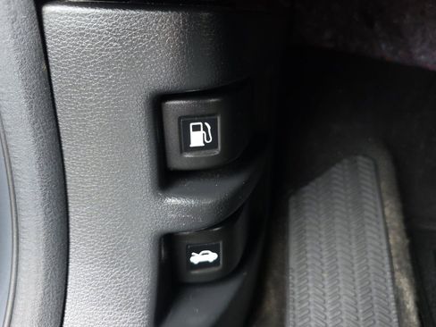 Used 2019 Honda CR-V EX image 31