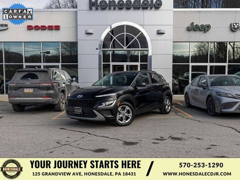 Used 2023 Hyundai Kona SEL w/ Cargo Package image 1