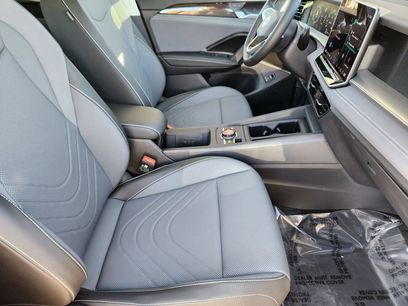 New 2026 Volkswagen Tiguan SE