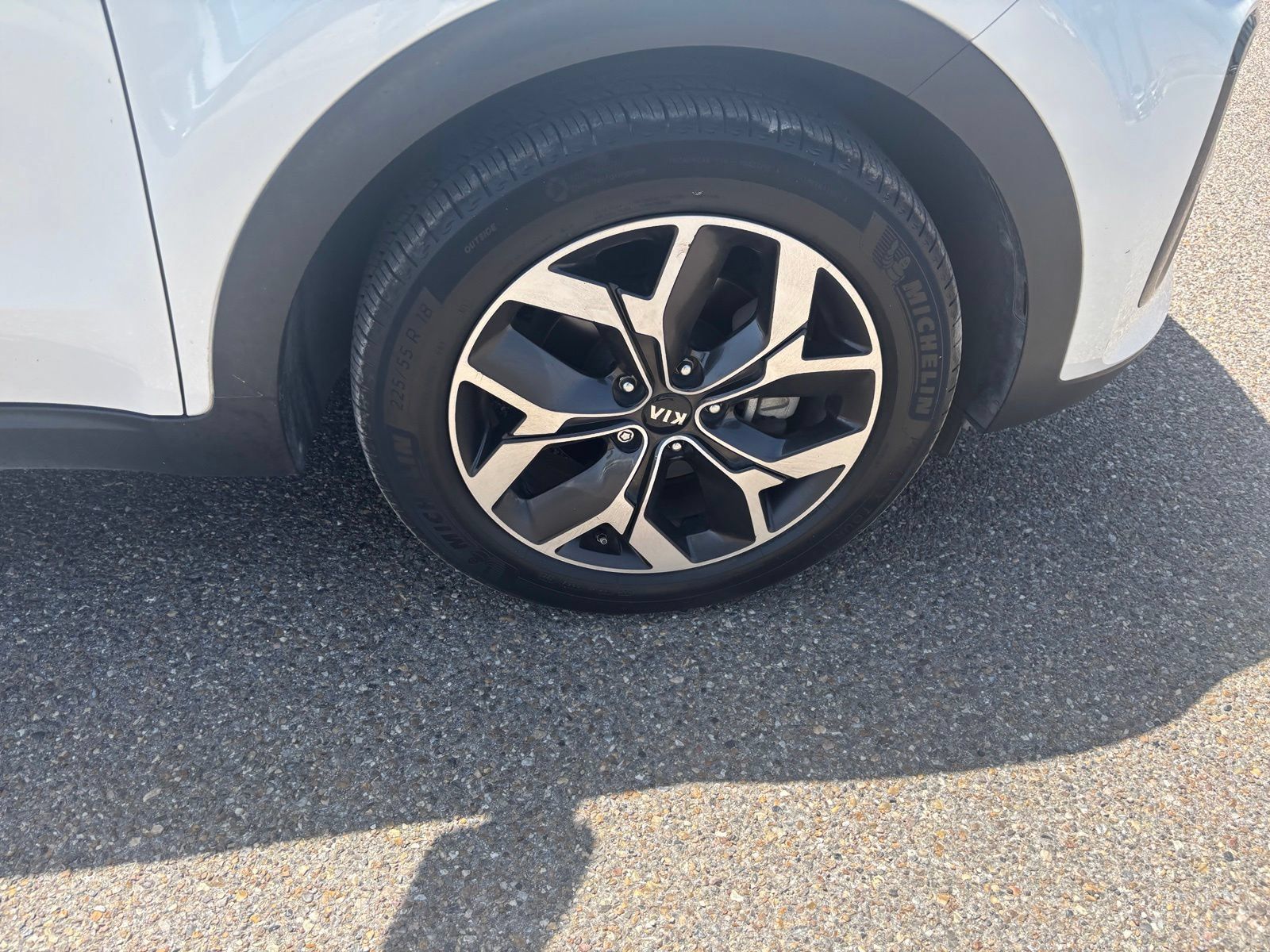 Used 2021 Kia Sportage EX FWD image 15