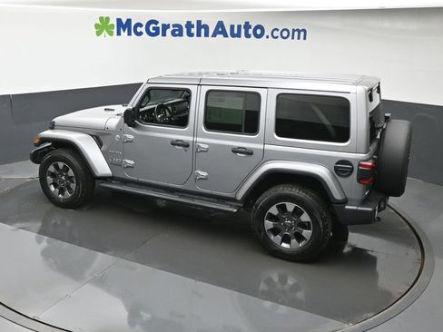 Used 2018 Jeep Wrangler Unlimited Sahara AWD/4WD image 23