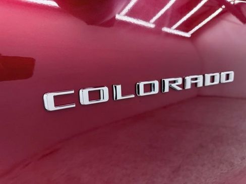 Used 2023 Chevrolet Colorado Trail Boss w/ Technology Package AWD/4WD image 8