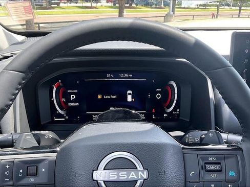 Certified 2025 Nissan Rogue SL w/ Tech Package FWD image 18