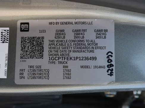 Used 2023 Chevrolet Colorado ZR2 w/ ZR2 Convenience Package III AWD/4WD image 28