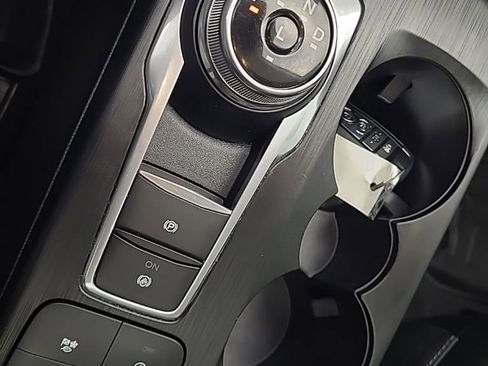 Used 2022 Ford Escape SEL image 21