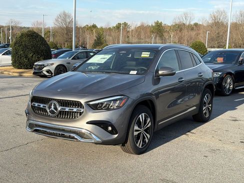 New 2026 Mercedes-Benz GLA 250 image 3