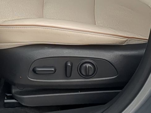 Used 2024 Buick Encore GX Avenir w/ Avenir Convenience Package image 13