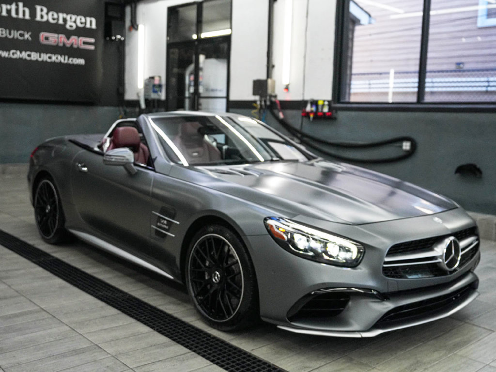 Used 2017 Mercedes-Benz SL 63 AMG image 3