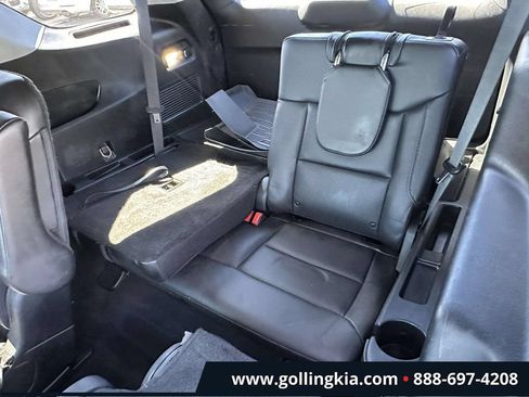Used 2022 Ford Explorer XLT w/ Equipment Group 202A AWD/4WD image 10