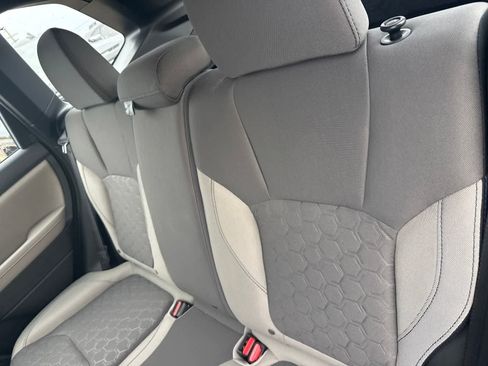 Used 2025 Subaru Forester AWD/4WD image 18