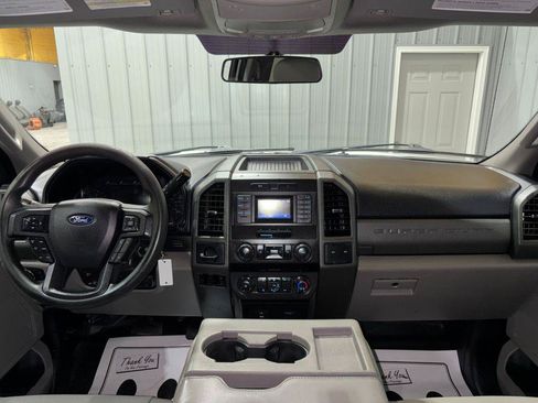 Used 2019 Ford F250 2WD SuperCab Super Duty image 17
