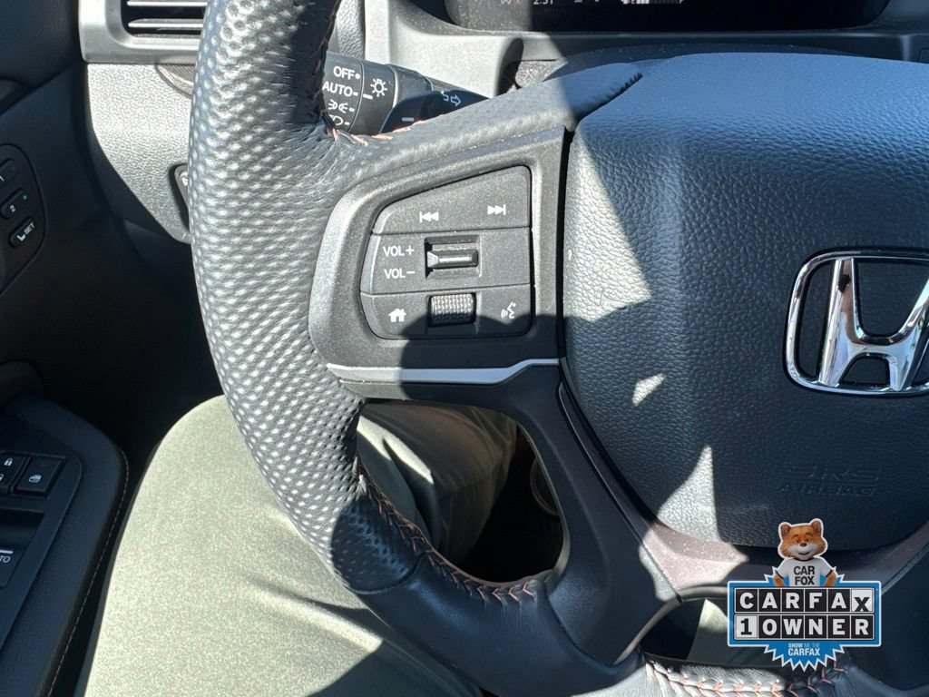 Certified 2025 Honda Ridgeline TrailSport+ image 13