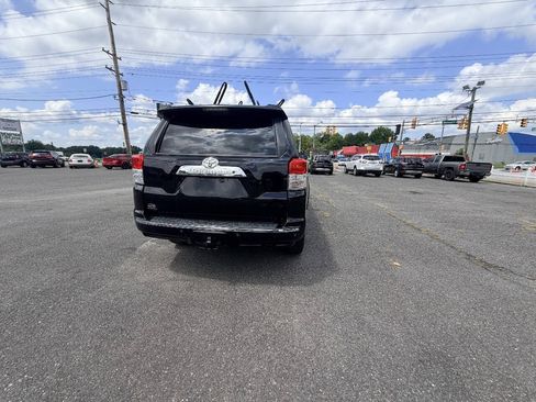 Used 2010 Toyota 4Runner Limited AWD/4WD image 23