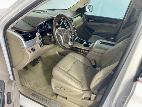 Used 2018 GMC Yukon SLT w/ HD Trailering Package RWD image 10