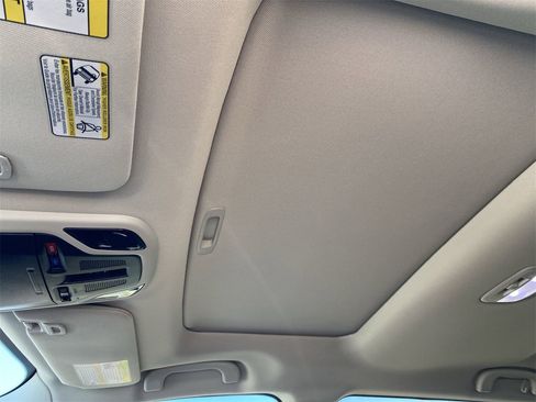 New 2025 Subaru Outback Touring XT w/ Popular Package #2 image 18