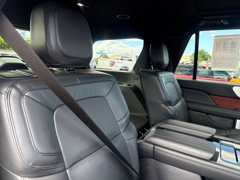 Certified 2023 Lincoln Navigator Reserve AWD/4WD image 26