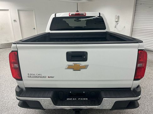 Used 2017 Chevrolet Colorado W/T w/ WT Convenience Package image 6
