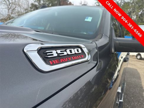 Used 2019 RAM 3500 Laramie image 9