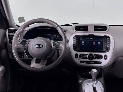 Used 2016 Kia Soul EV FWD image 26