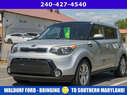 Used 2016 Kia Soul + w/ Primo Package FWD image 3