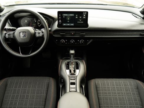 Certified 2026 Honda HR-V Sport image 19