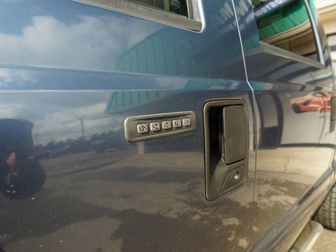 Used 2006 Ford F250 Lariat image 10