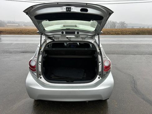 Used 2012 Toyota Prius C Three image 12